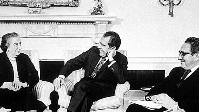 Golda Meir (L), Richard Nixon (C) and Henry Kissinger (R) meeting at the White House.